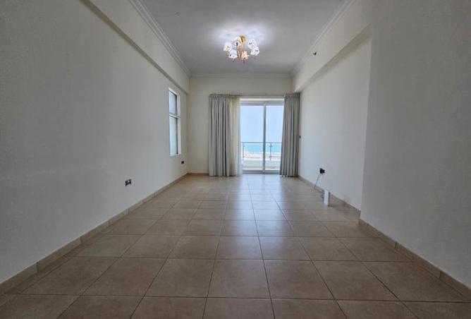 999780 - Property Image 2