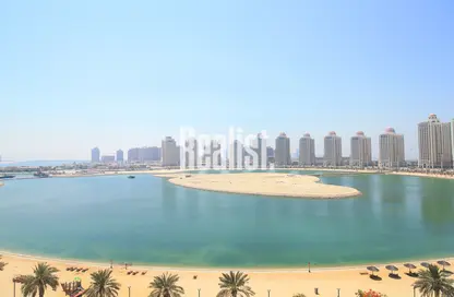 شقة - 2 غرف نوم - 3 حمامات للايجار في فيفا بحرية شرق - فيفا بحرية - جزيرة اللؤلؤة - الدوحة