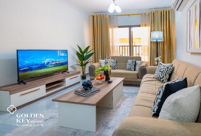 926594 - Property Image 3
