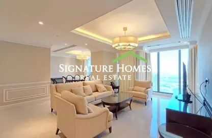 Apartment - 3 Bedrooms - 4 Bathrooms for rent in West Bay Tower - West Bay - West Bay - Doha
