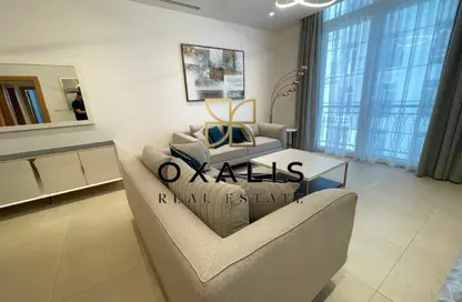 Apartment - 2 Bedrooms - 3 Bathrooms for rent in The Garden - Floresta Gardens - The Pearl Island - Doha