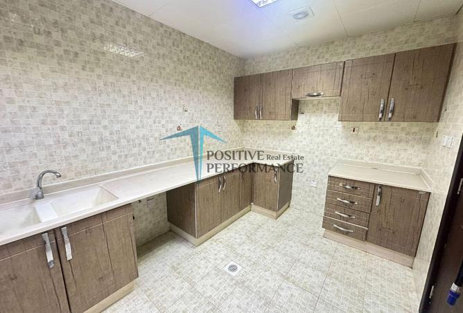 982609 - Property Image 3