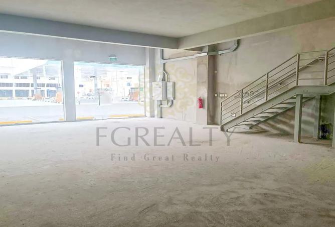 893549 - Property Image 2