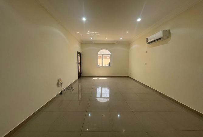 936735 - Property Image 2