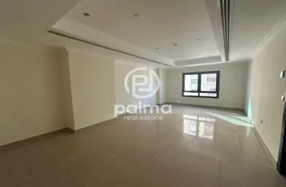 Apartment - 1 Bedroom - 2 Bathrooms for rent in East Porto Drive - Porto Arabia - The Pearl Island - Doha