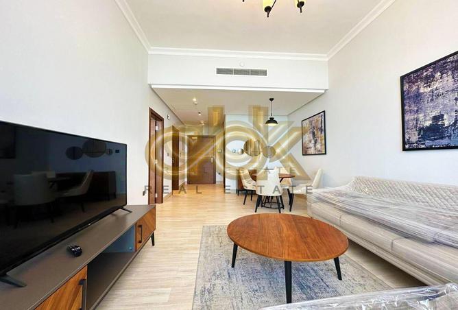 814742 - Property Image 3