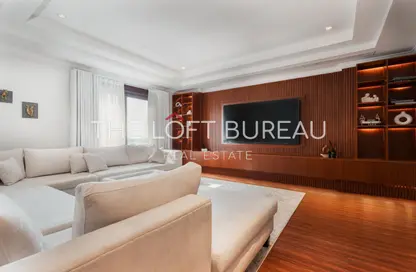 Apartment - 1 Bedroom - 2 Bathrooms for rent in West Porto Drive - Porto Arabia - The Pearl Island - Doha