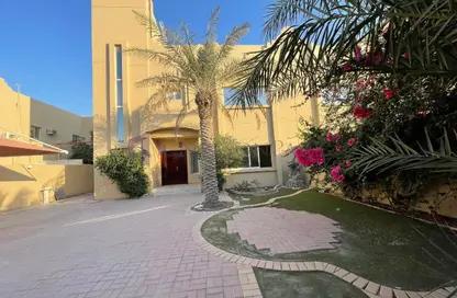 فيلا - 4 غرف نوم - 5 حمامات للايجار في شارع  بو هامو - أبو هامور - الدوحة