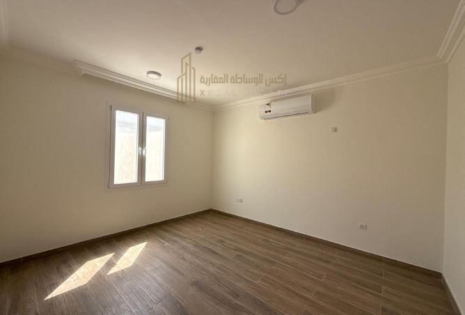 970733 - Property Image 3