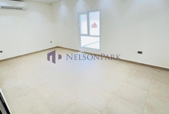 934471 - Property Image 2