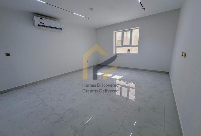 965726 - Property Main Image