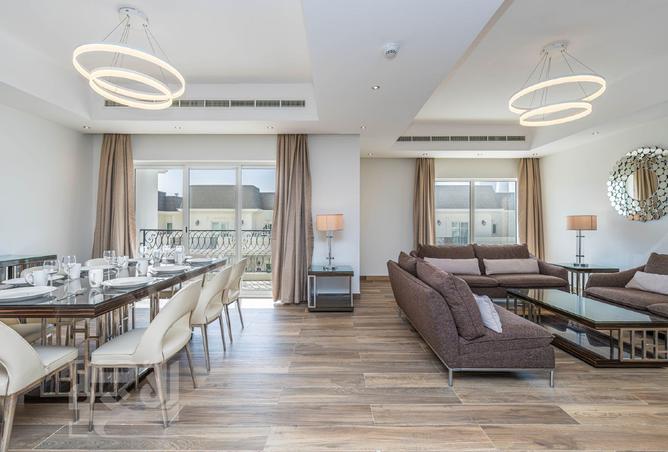 990666 - Property Image 3