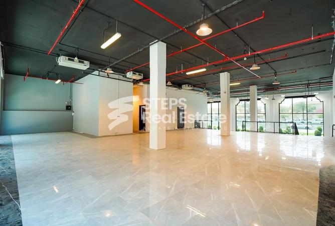 975009 - Property Image 2