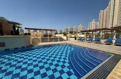 Apartment - 2 Bedrooms - 3 Bathrooms for rent in Viva West - Viva Bahriyah - The Pearl Island - Doha