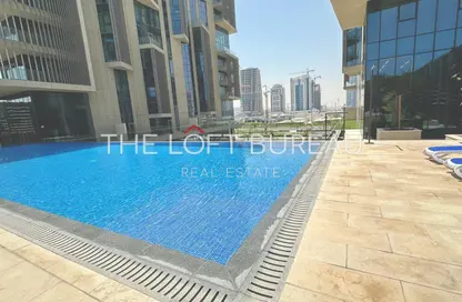 Apartment - 1 Bedroom - 2 Bathrooms for sale in Seef Lusail Tower 1 - Seef Lusail - Lusail City - Lusail