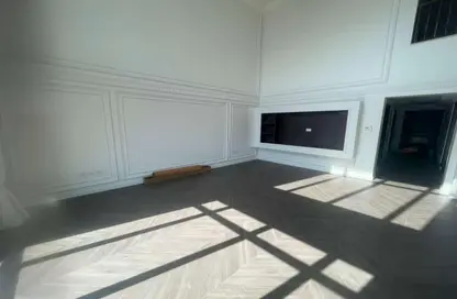 تاون هاوس - 5 غرف نوم - 4 حمامات للايجار في منازل تاون هاوس - بورتو أرابيا - جزيرة اللؤلؤة - الدوحة