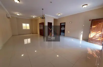 Compound - 5 Bedrooms - 5 Bathrooms for rent in Bu Hamour Street - Abu Hamour - Doha