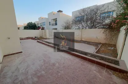 مجمع سكني - 3 غرف نوم - 4 حمامات للايجار في فلل عين خالد - عين خالد - الدوحة