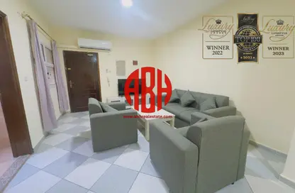 Apartment - 2 Bedrooms - 2 Bathrooms for rent in Banks street - Musheireb - Doha