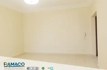 Apartment - 2 Bedrooms - 2 Bathrooms for rent in Al Sadd Road - Al Sadd - Doha