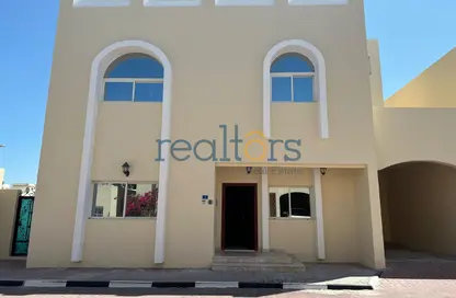 Compound - 4 Bedrooms - 4 Bathrooms for rent in Al Hamraa Street - Al Thumama - Doha