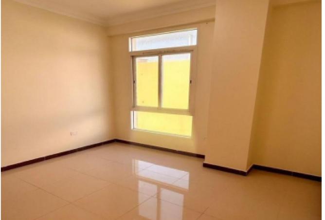 979094 - Property Image 2