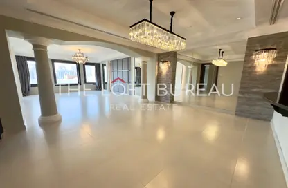 Townhouse - 2 Bedrooms - 3 Bathrooms for rent in West Porto Drive - Porto Arabia - The Pearl Island - Doha