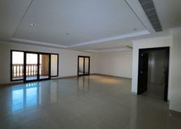 Apartment - 2 bedrooms - 3 bathrooms for sale in Tower 13 - Porto Arabia - The Pearl - Doha