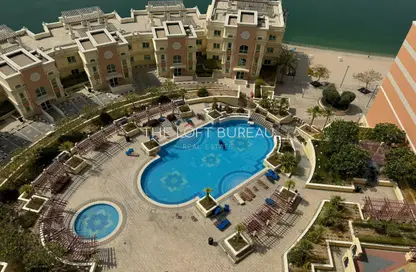 Apartment - 3 Bedrooms - 4 Bathrooms for rent in Viva West - Viva Bahriyah - The Pearl Island - Doha