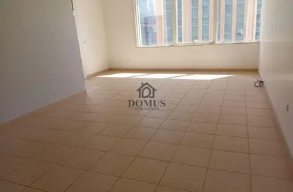 Apartment - 2 Bedrooms - 3 Bathrooms for rent in West Bay Tower - West Bay - West Bay - Doha