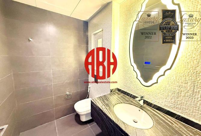 958874 - Property Image 3