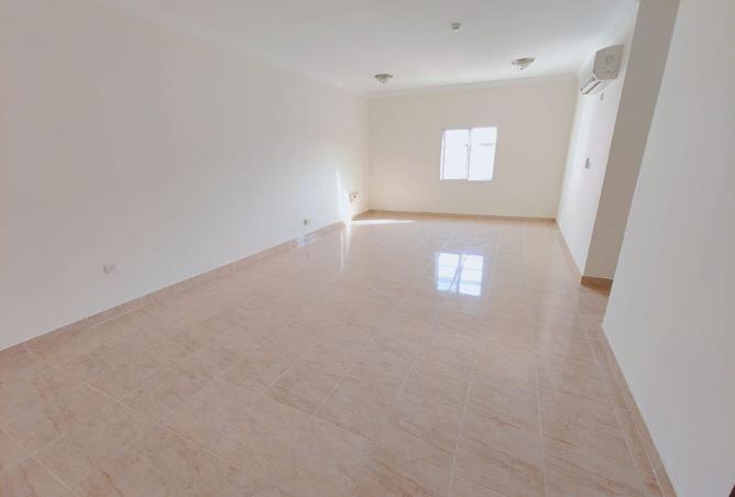 983009 - Property Main Image