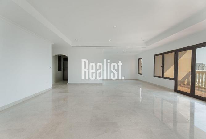 969875 - Property Image 2