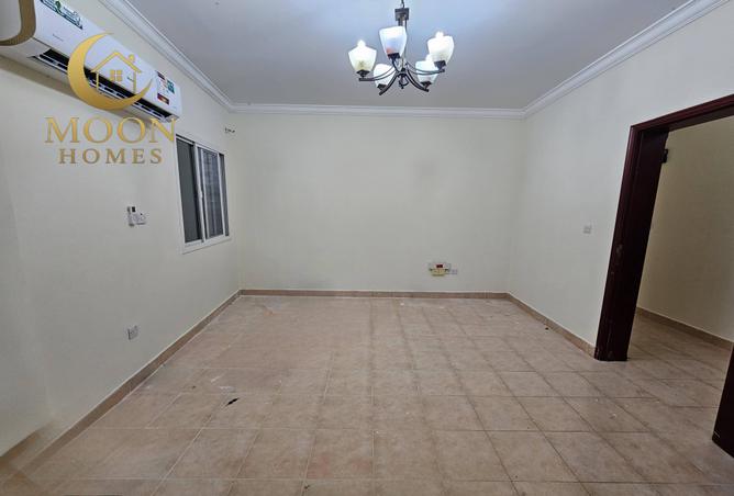 982366 - Property Image 3