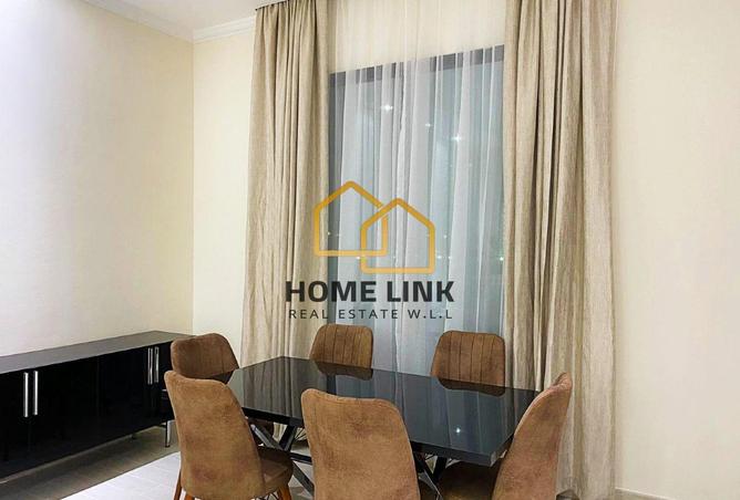 989955 - Property Image 3