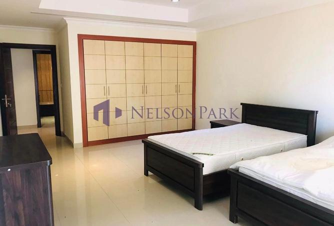 927772 - Property Image 2