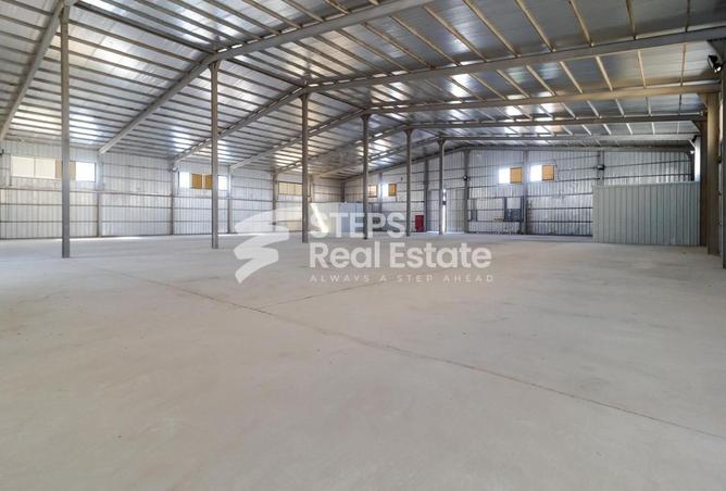 976088 - Property Main Image