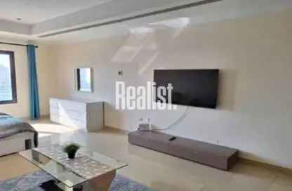 Apartment - Studio - 1 Bathroom for rent in West Porto Drive - Porto Arabia - The Pearl Island - Doha