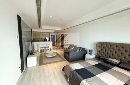 Apartment - Studio - 1 Bathroom for rent in Tower 13 - Porto Arabia - The Pearl Island - Doha