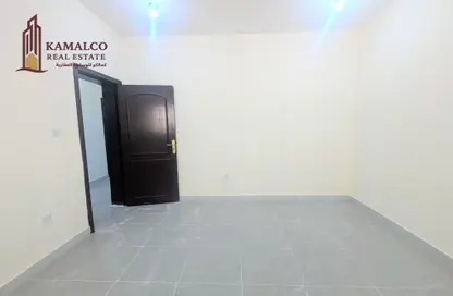 Apartment - 2 Bedrooms - 2 Bathrooms for rent in Muntazah 7 - Al Muntazah - Doha