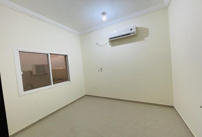 951826 - Property Image 3