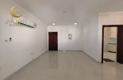 Apartment - 2 Bedrooms - 2 Bathrooms for rent in Old Airport Road - Old Airport Road - Doha