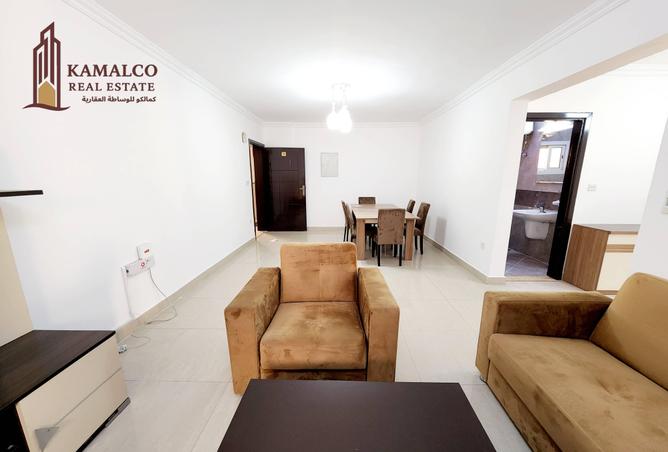 953913 - Property Image 2