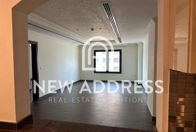 935088 - Property Image 3