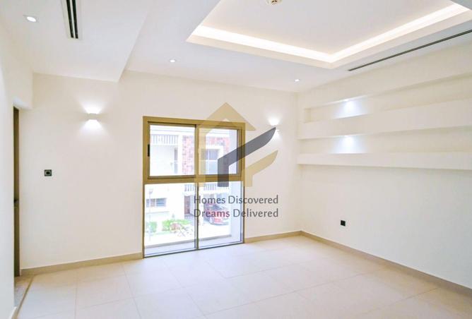 951276 - Property Main Image