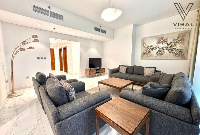 999438 - Property Image 2