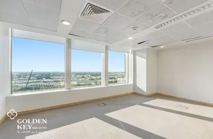 Office Space - Studio - 2 Bathrooms for rent in Marina Residences 195 - Marina District - Lusail