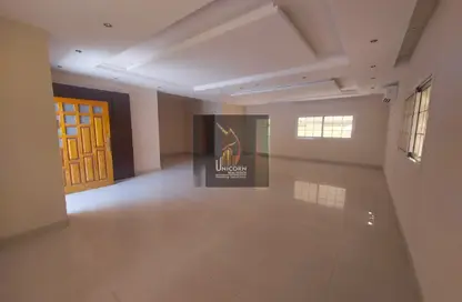 مجمع سكني - 6 غرف نوم - 5 حمامات للايجار في شارع الوعب - الوعب - الدوحة
