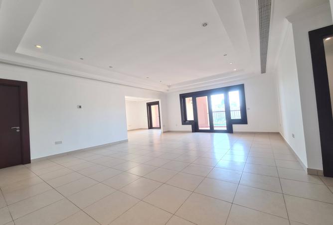 933097 - Property Main Image