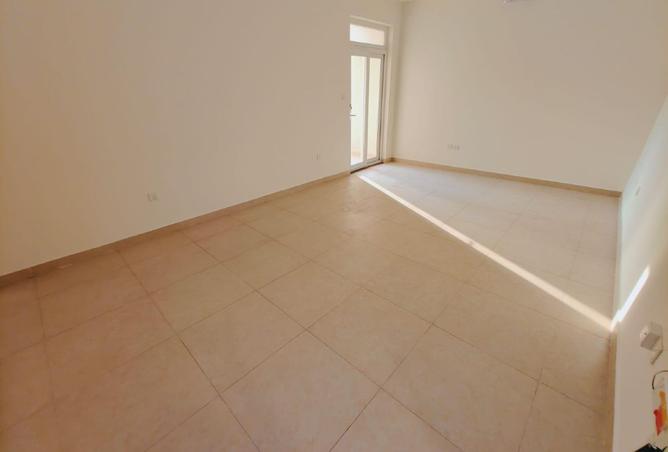 945613 - Property Image 2